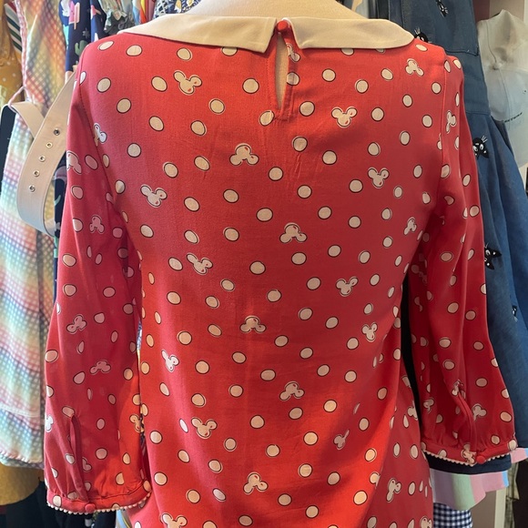 Collared Disney Women’s blouse - Picture 3 of 4